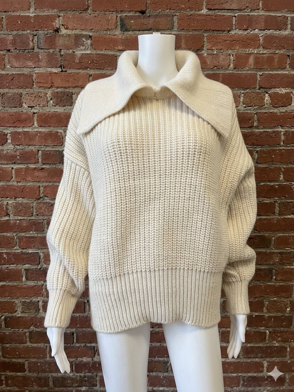 H&M Oversized Wide Split Collar Ribbed Knit Cream Sweater Size XL